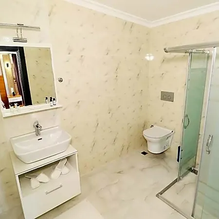 Almircan Hotel 4*