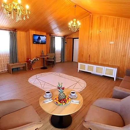 Hotel Almircan